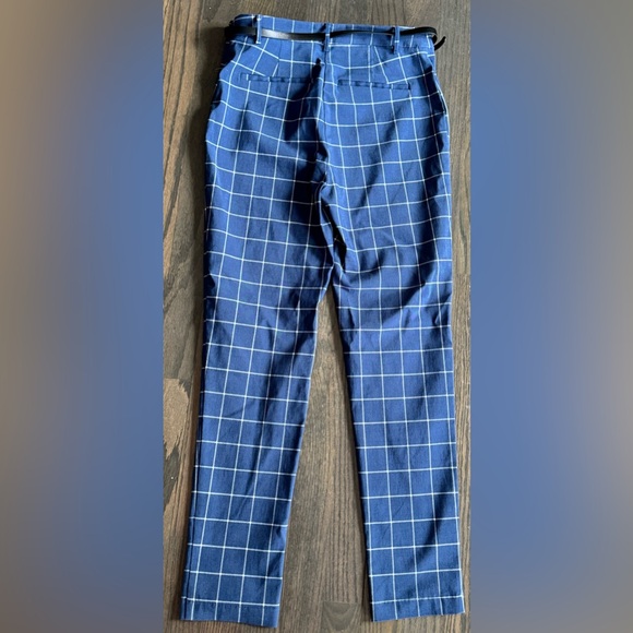 Forever 21 belted side zip skinny pant size medium - Picture 2 of 7